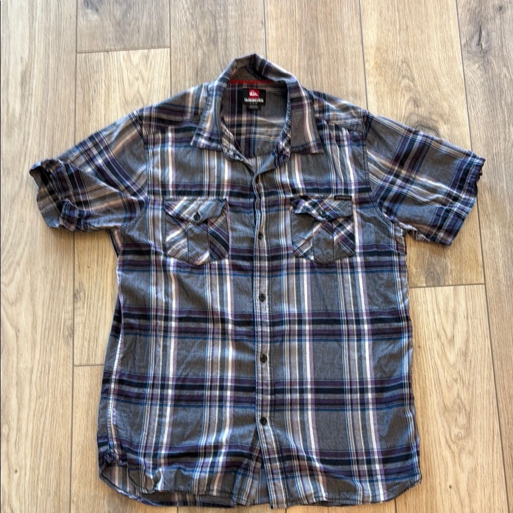Quiksilver Men's Plaid Short Sleeve Shirt